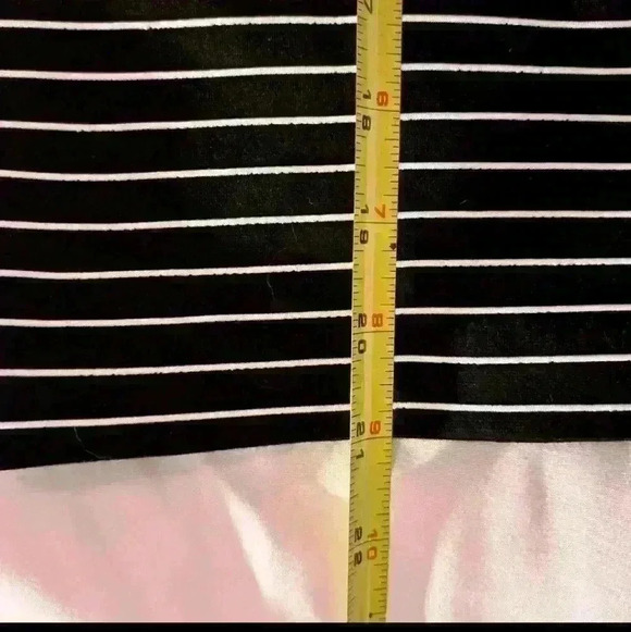 Loft Black White Striped Thick Stretch Pull-on Kkirt size L #93 - Picture 3 of 5